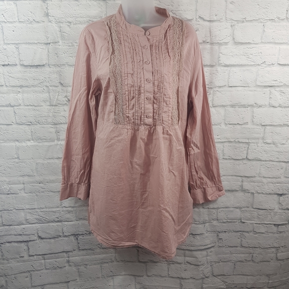 LoGo Pin Tuck & Crochet Pocket Tunic
